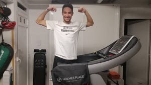 el atleta Ignacio Fontes en su cinta de correr