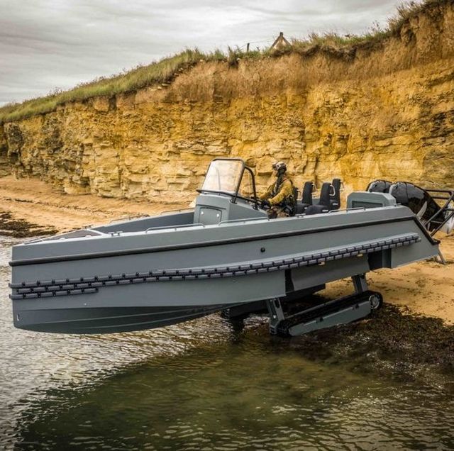 アメリカ海軍、水陸両用の高速戦闘艇を新たに導入
