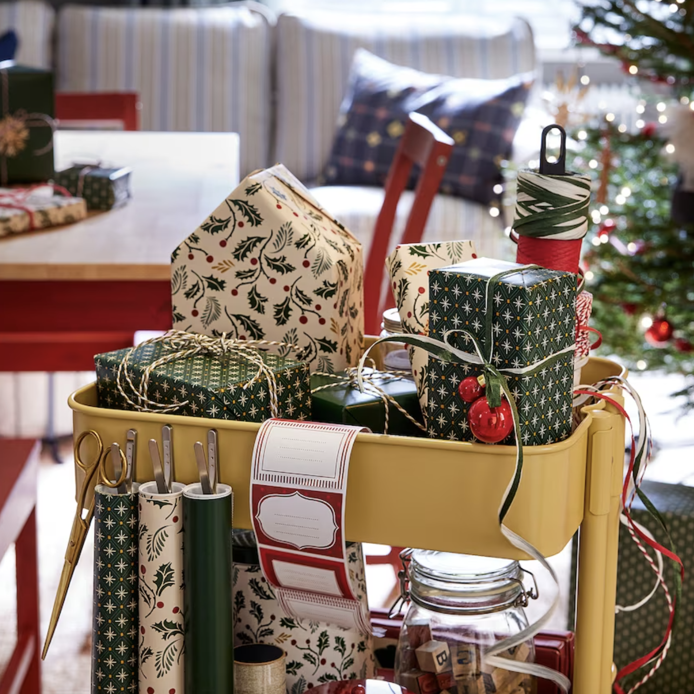 Ideas para regalar en Navidad: un joyero, elegante y espacioso, disponible  en  en cinco colores, Escaparate: compras y ofertas