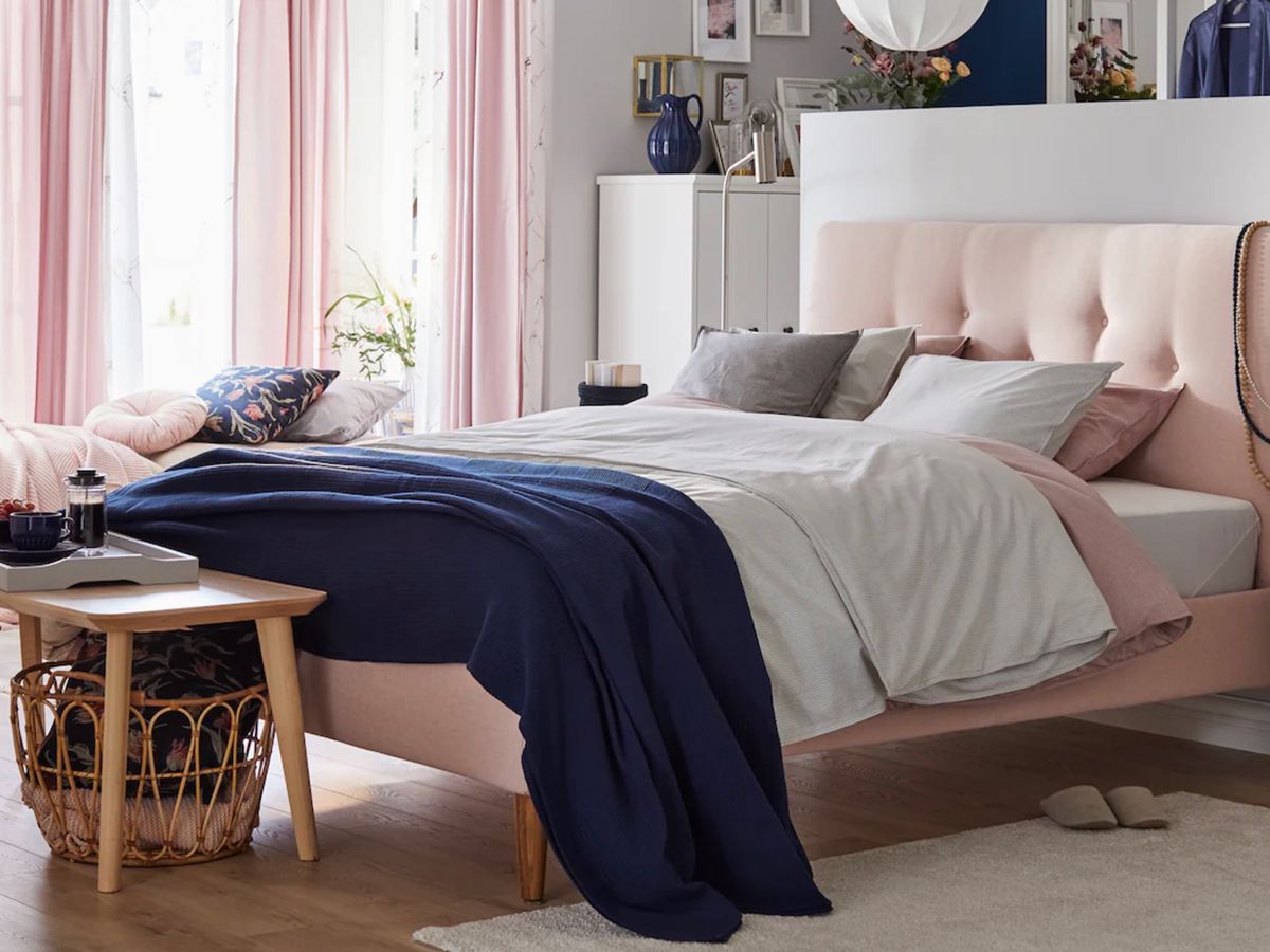 Camas, cabeceros ideas de Ikea para organizar el dormitorio