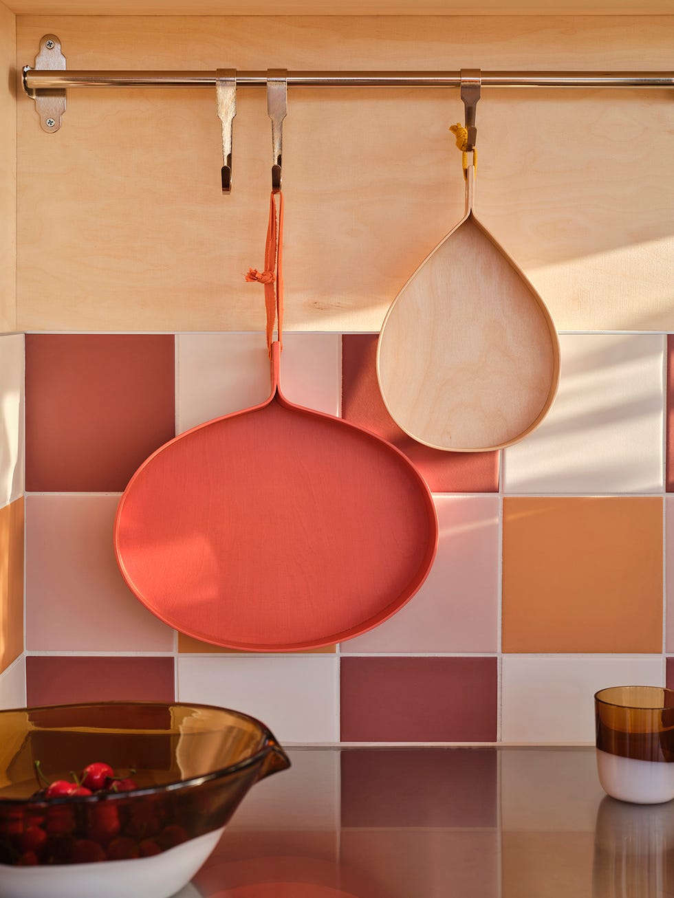ikea anuncia el lanzamiento de platos, vasos y jarra al estilo duralex que parece la vajilla de la abuela y son irrompibles