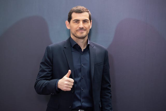 iker casillas estrena trabajo