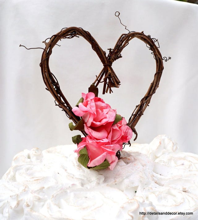 Wedding ceremony supply, Pink, Cut flowers, Headpiece, Flower girl basket, Artificial flower, Petal, Hair accessory, Flower, Crown, 