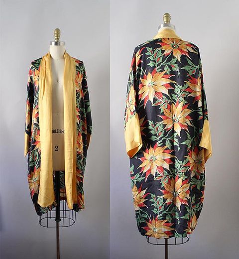 Clothing, Outerwear, Dress, Sleeve, Vintage clothing, Textile, Day dress, Pattern, Silk, Blouse, 