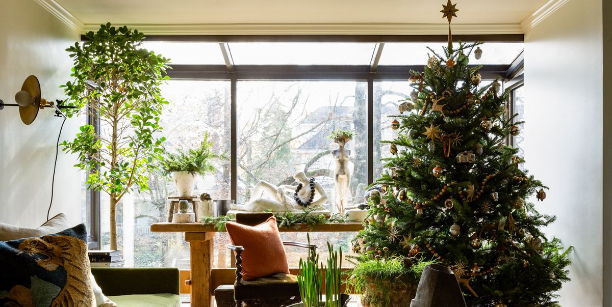 Set a cozy vibe for Christmas with these hacks