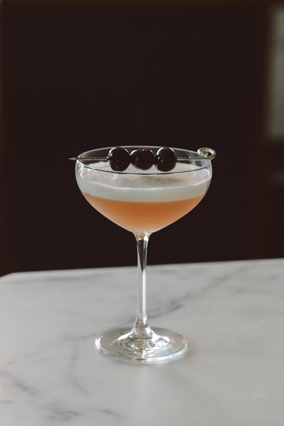 Drink, Classic cocktail, Alcoholic beverage, Corpse reviver, Aviation, Distilled beverage, Food, Cocktail, Liqueur, Stemware, 