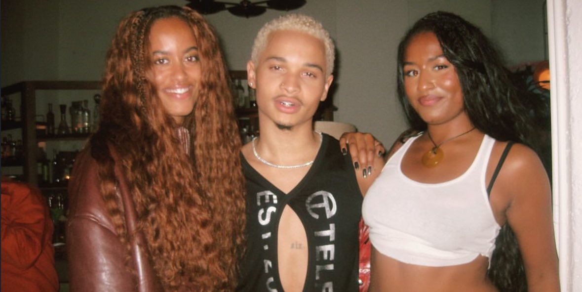 Malia and Sasha Obama Brush Shoulders With R&B Stars at an L.A. Music Party