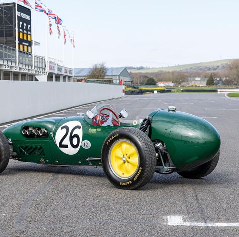 1958 lotus formula 1 car driven by graham hill