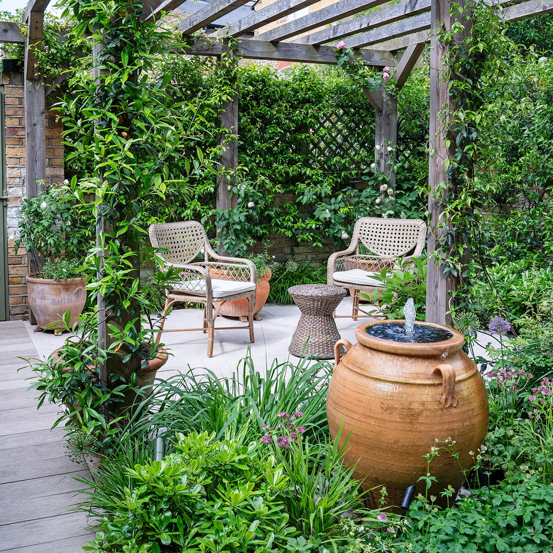 Building a Shade Garden Border: Expert Tips for Lush, Vibrant Edges