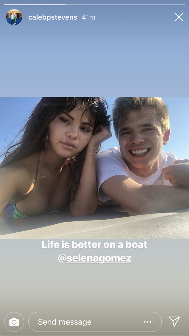 hoogte lijden markering Selena Gomez Shares Bikini Photos and Project Updates on Instagram - Justin  Bieber Posts Hailey Photo