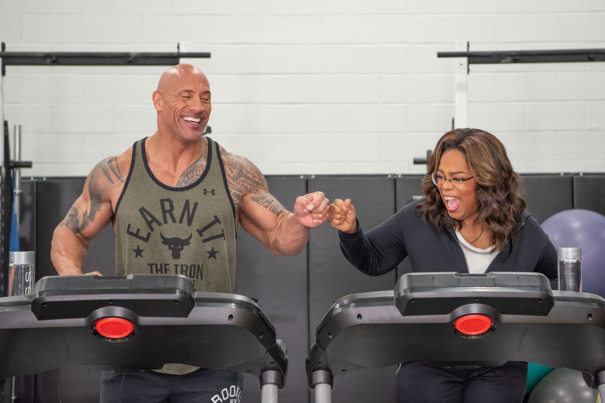 Dwayne Johnson Kicks Off the Super Bowl With Energizing Speech - The New  York Times