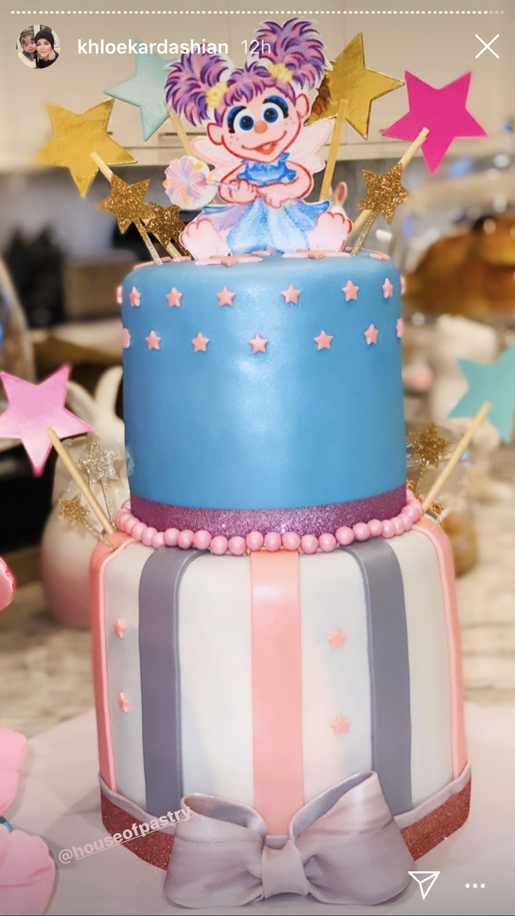 Cake, Cake decorating, Sugar paste, Fondant, Pasteles, Pink, Birthday cake, Sugar cake, Sweetness, Baked goods, 