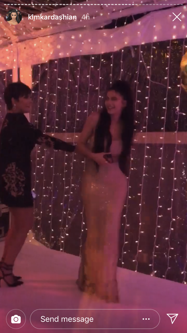 What Kourtney Kardashian s 40th Birthday Party Was Like Guest Decor and Dress Details