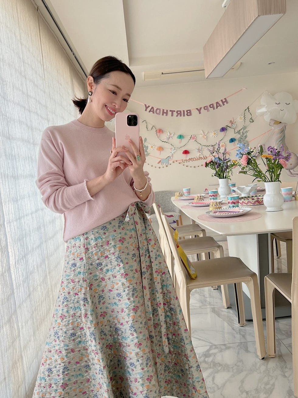 【美品】翁安芸さんコラボ バーニーズ限定 フリルヘムプルオーバー 上品 着痩せ