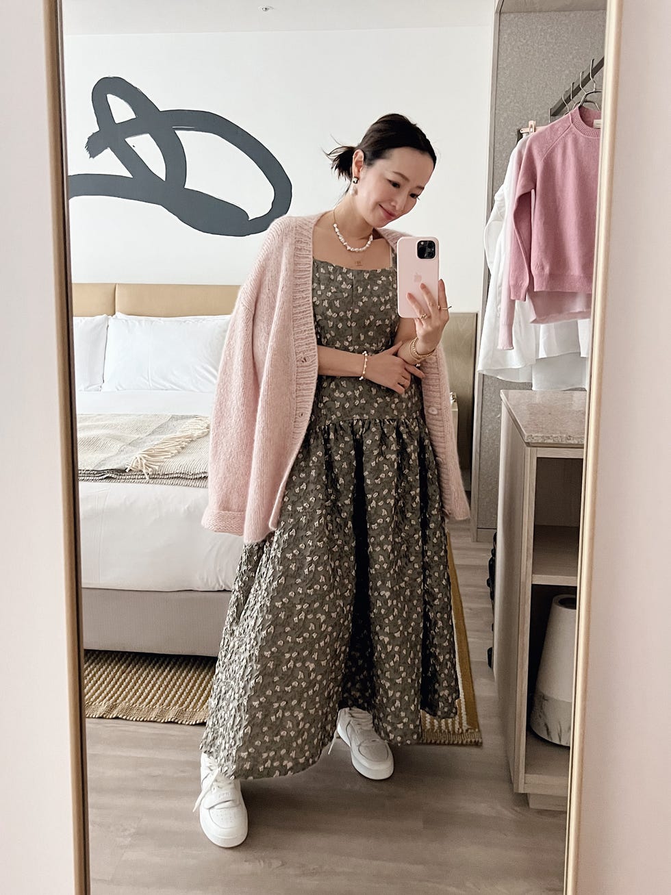 翁 安芸さんのLife with Style】ピンクとモノトーンにときめく冬