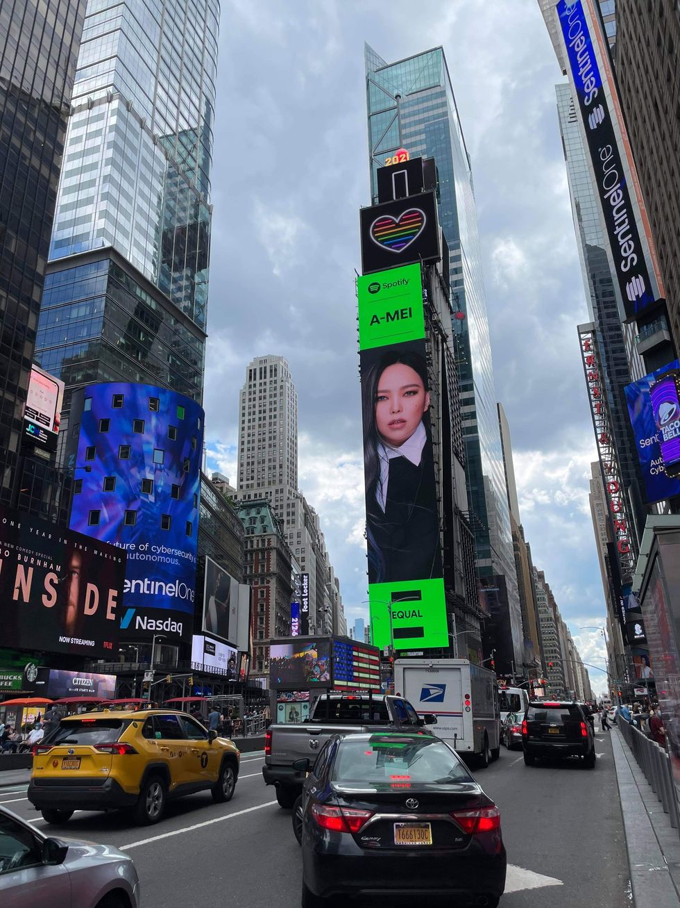 張惠妹登上「紐約時代廣場」巨幕！台灣被 spotify 選為全球性別平等代表