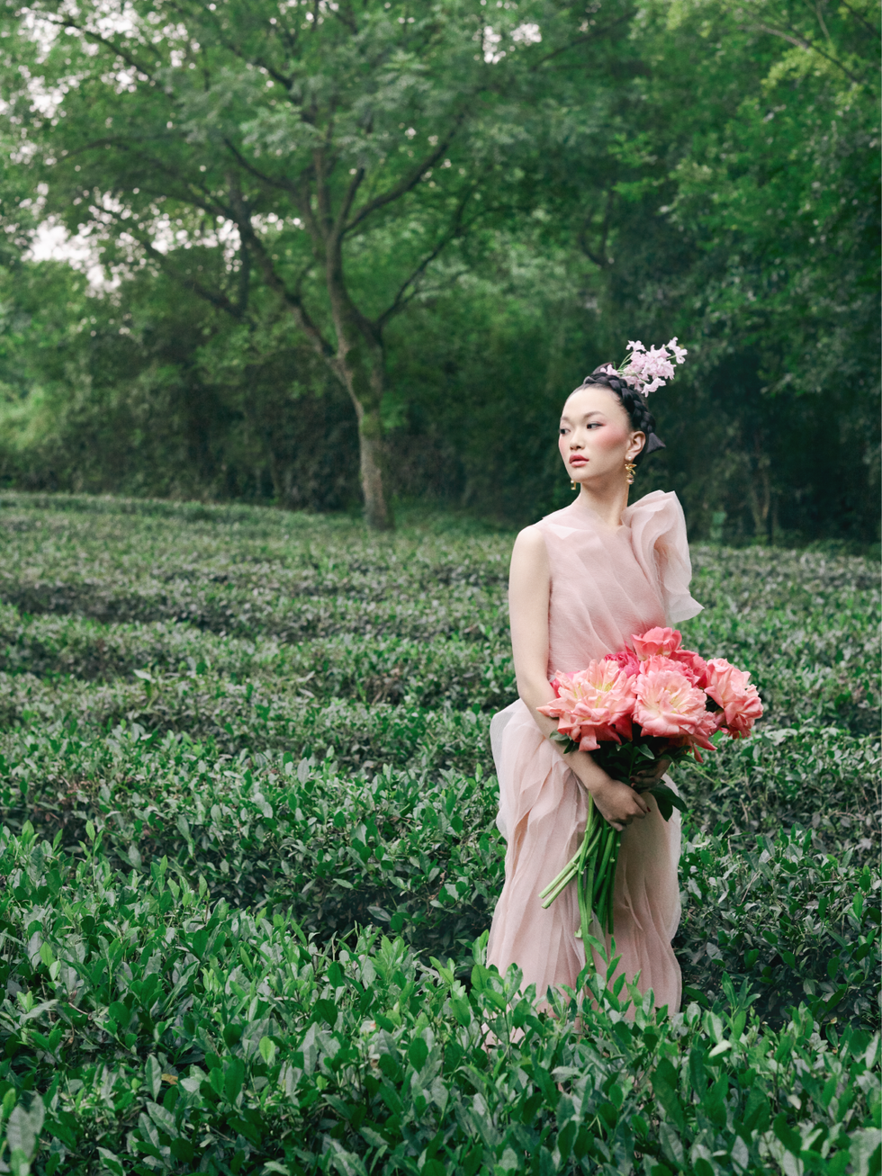 People in nature, Photograph, Green, Dress, Natural environment, Grass, Beauty, Botany, Pink, Bride, 