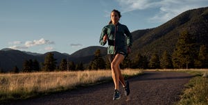 does running build muscle