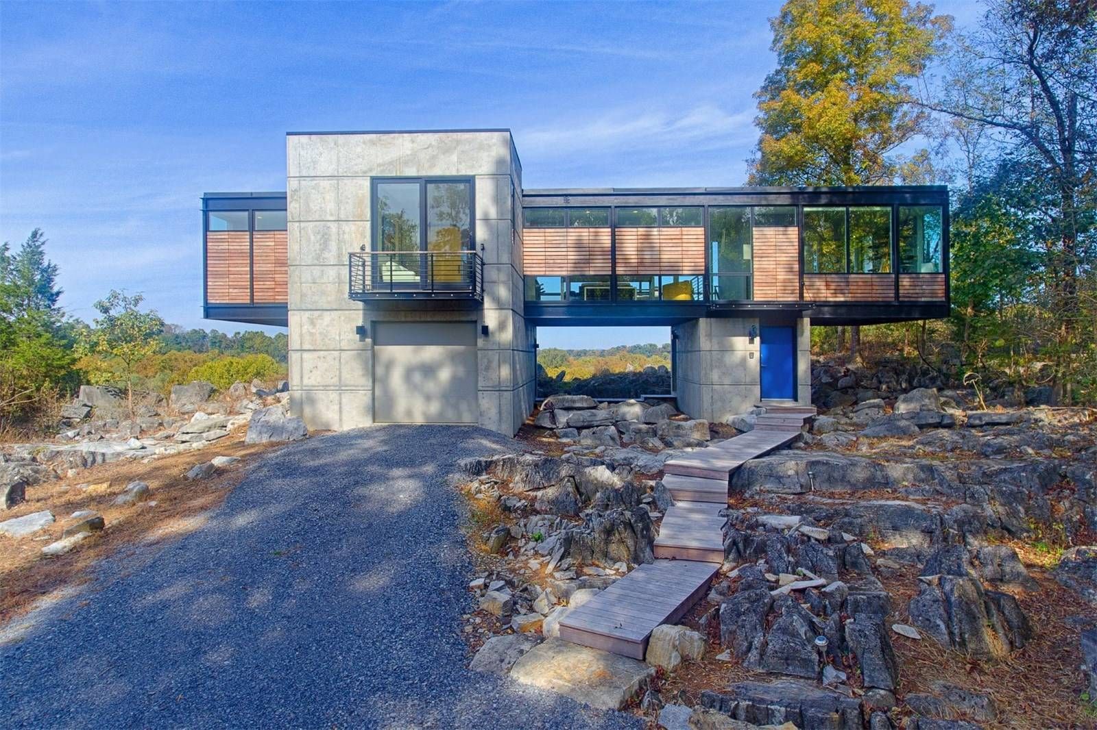 10 Stunning Modern Homes You Can Move Into Today