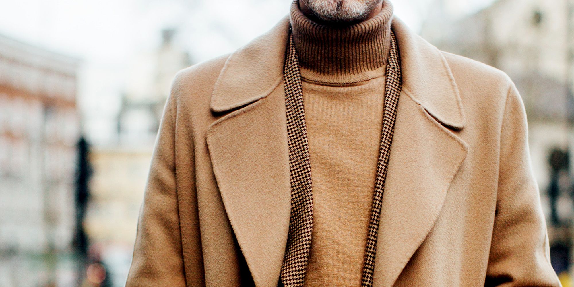 50 Turtleneck Outfits for a Chic Winter Look - How To Wear A Turtleneck  Sweater