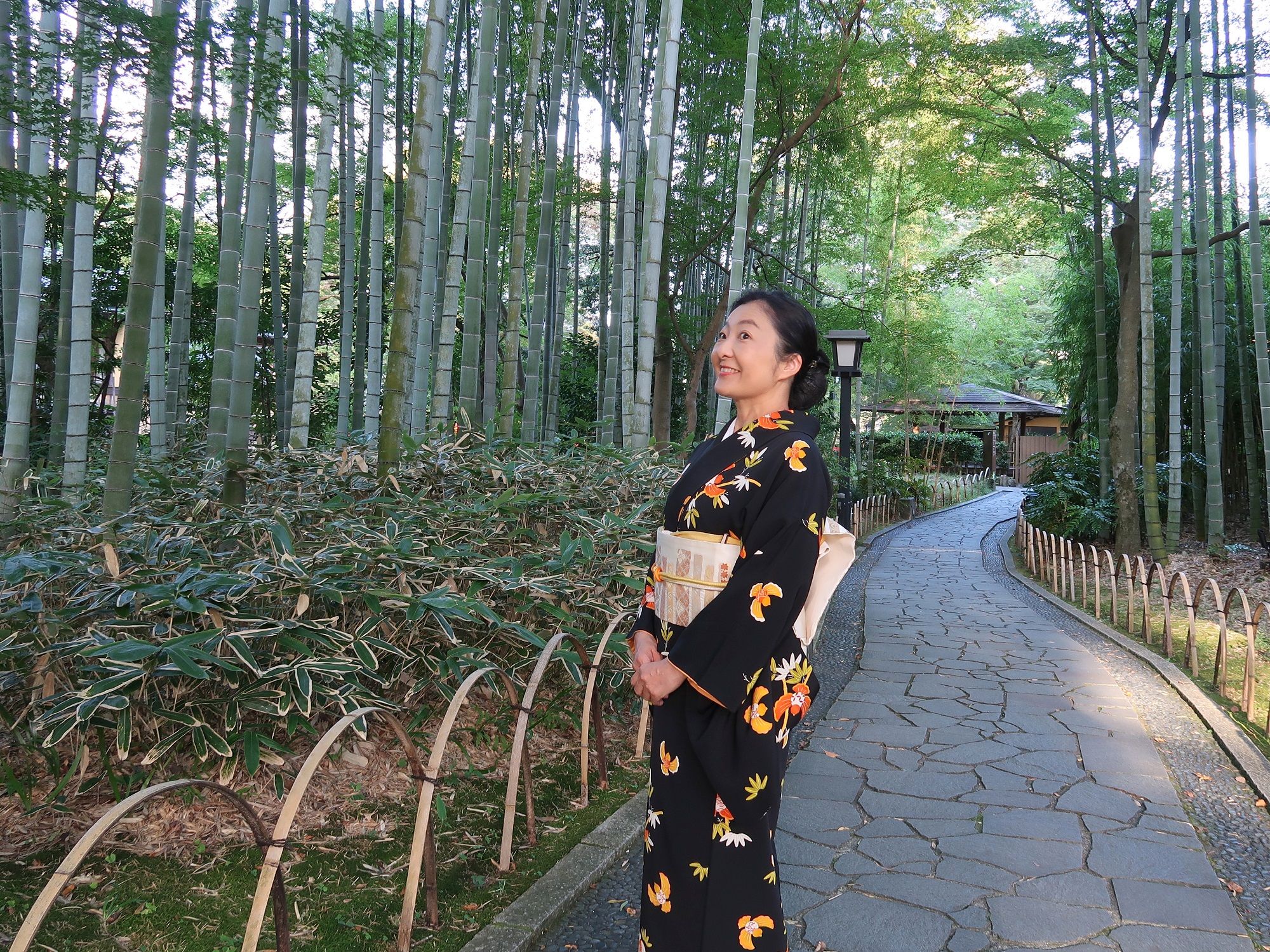 朝香沙都子の着物ダイアリー｜豊穣の秋にちなんで雀の装い