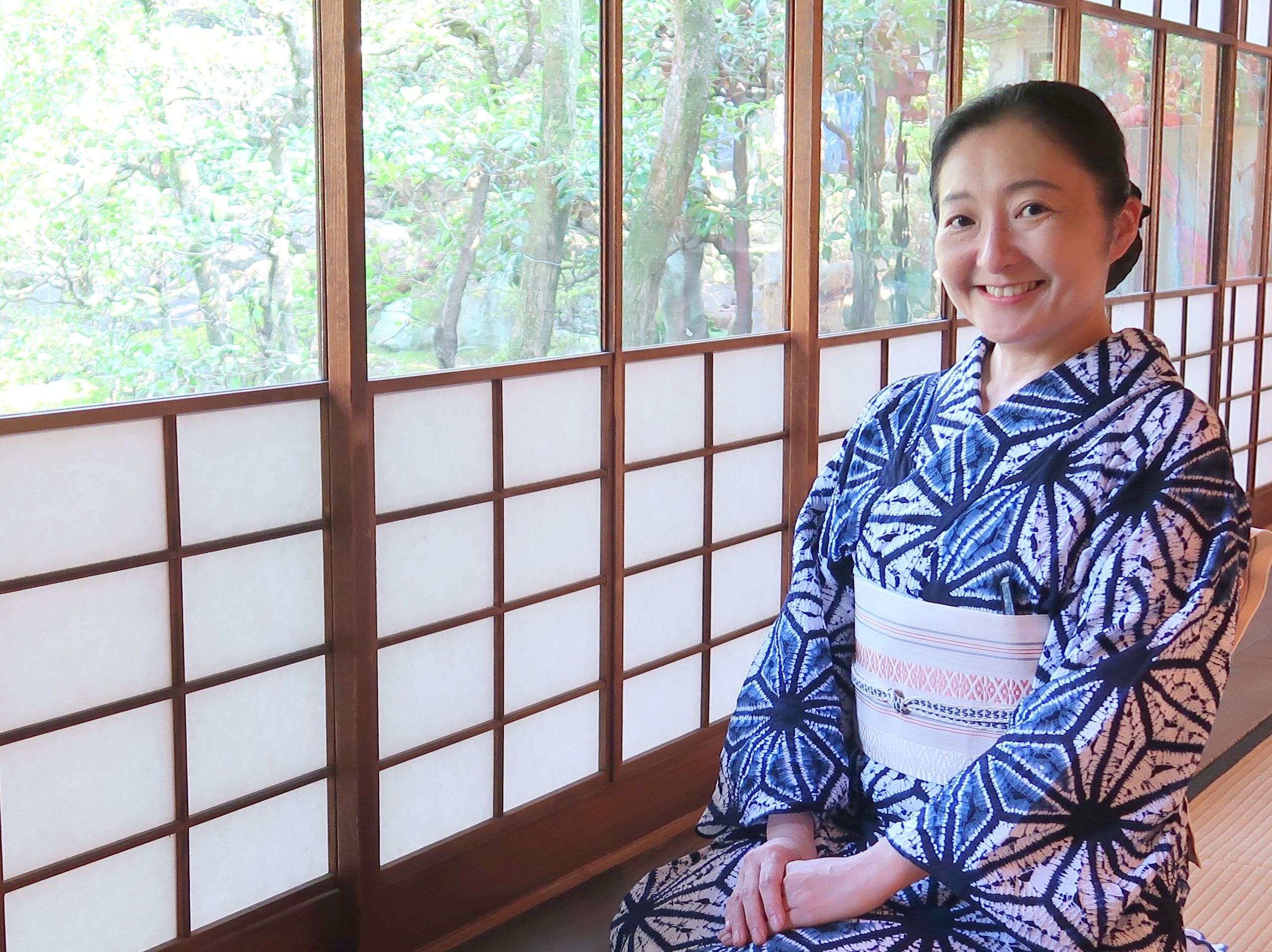 朝香沙都子の着物ダイアリー｜清々しい藍染の有松絞り