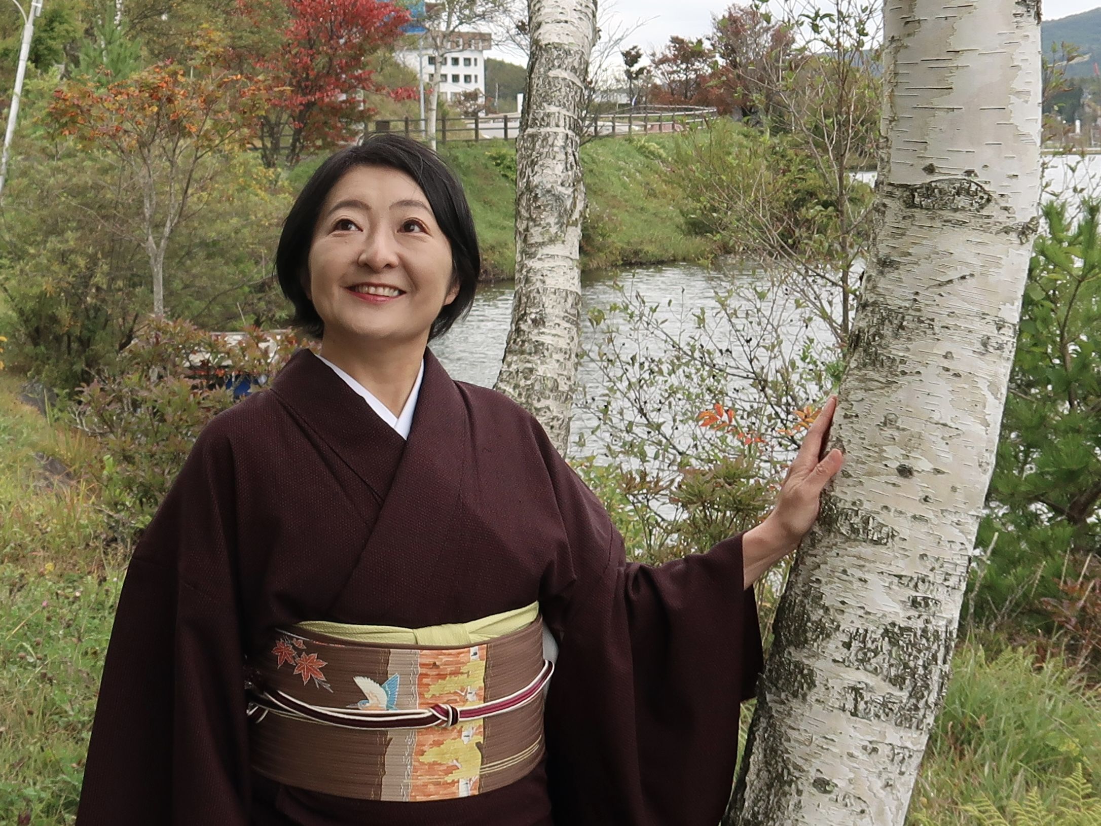 木に留まる鳥の群れが織られた洒落帯 着物 - 浴衣/水着