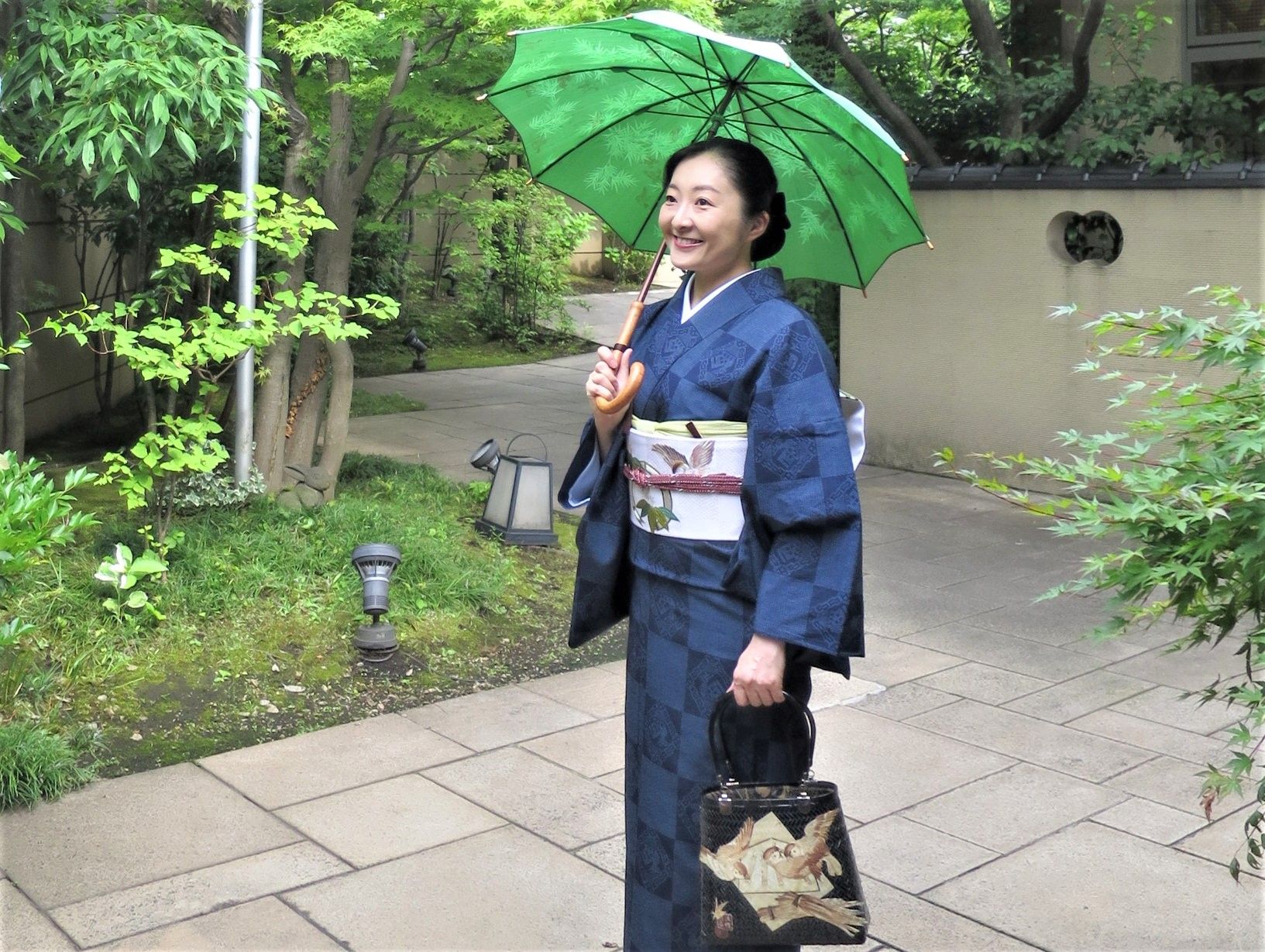 朝香沙都子の着物ダイアリー｜豊穣の秋にちなんで雀の装い