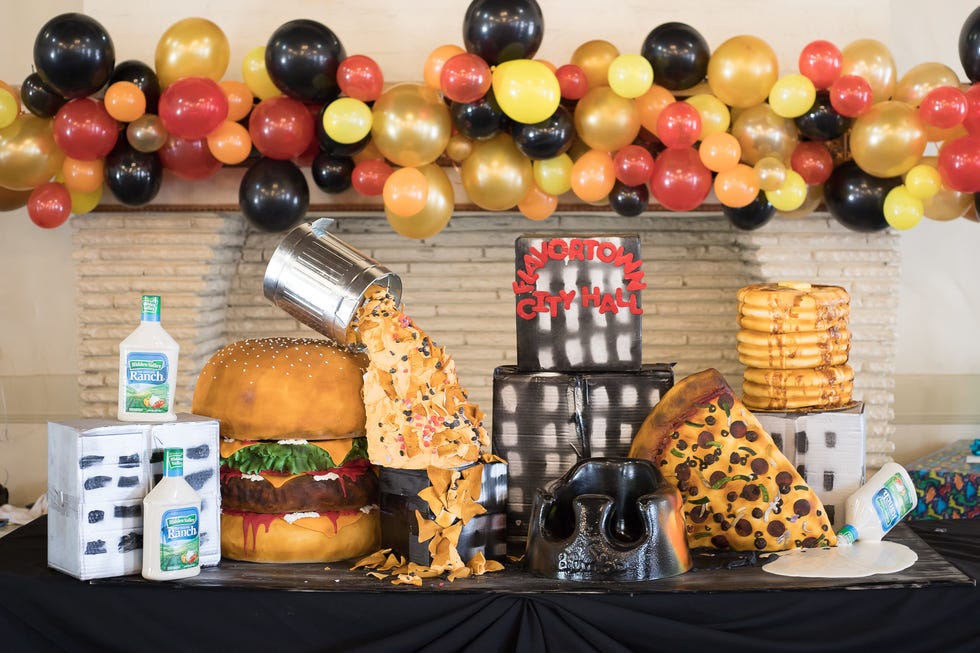 Balloon, Food, Event, Party, Sweetness, Vegetarian food, Fruit, Finger food, Party supply, Cuisine, 