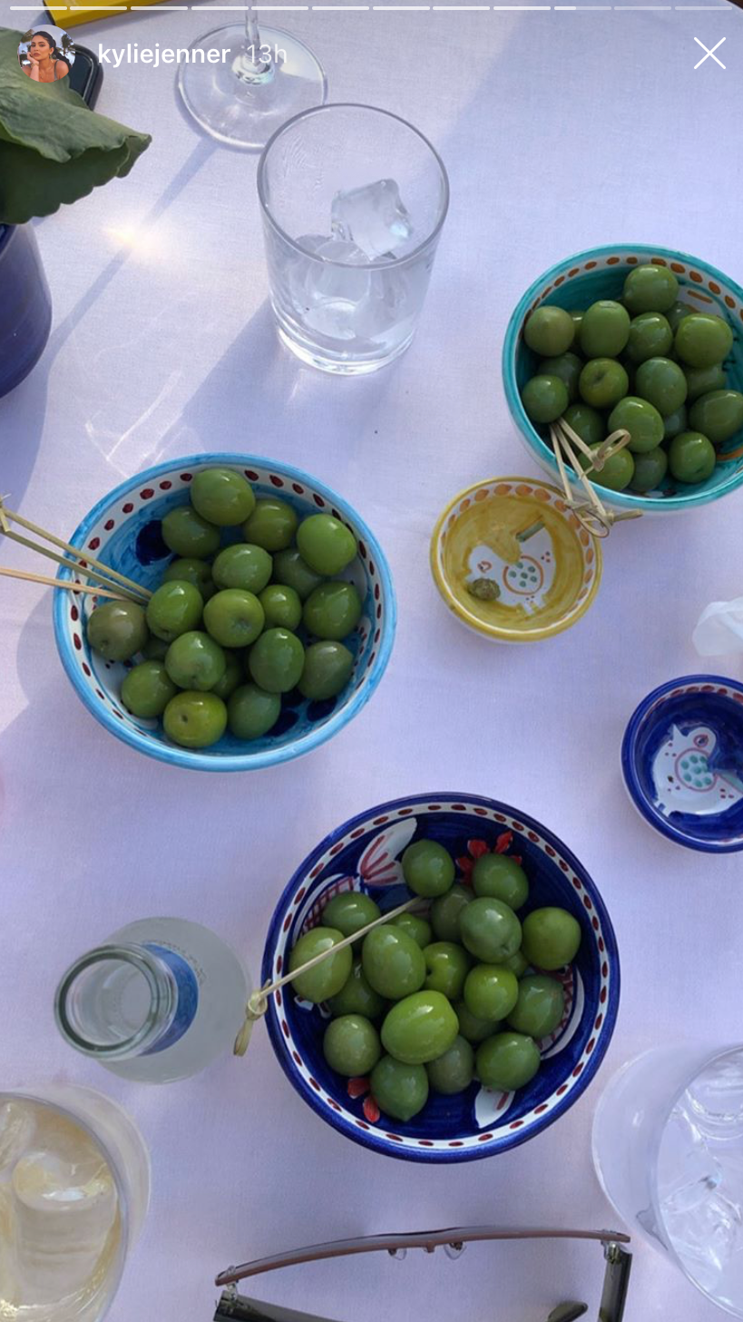 Food, Key lime, Fruit, Ingredient, Greengage, Olive, Cuisine, Plant, Dish, Produce, 