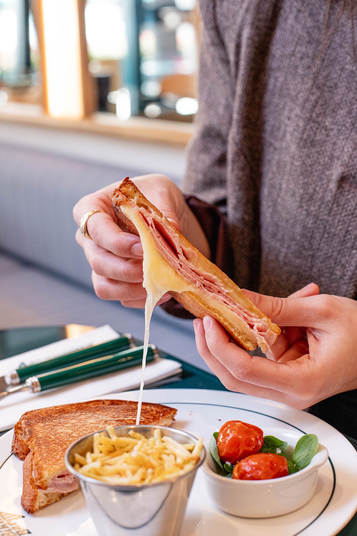The Bikini Bar: el nuevo restaurante de Madrid que reinventa los sándwiches y los hace todavía más deliciosos
