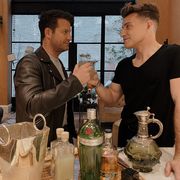nate berkus and jeremiah brent with tanqueray