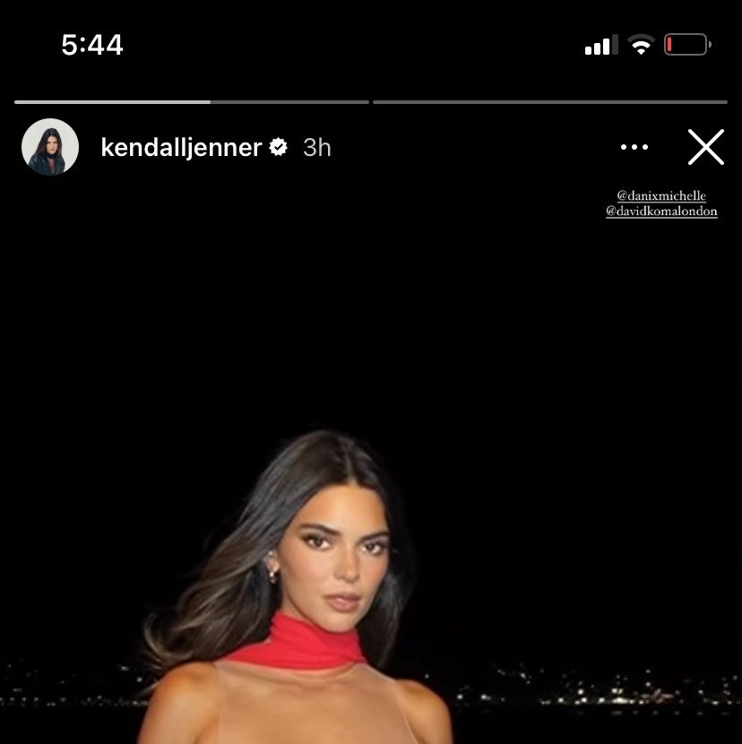 Kendall Jenner's naked dress is giving major underboob