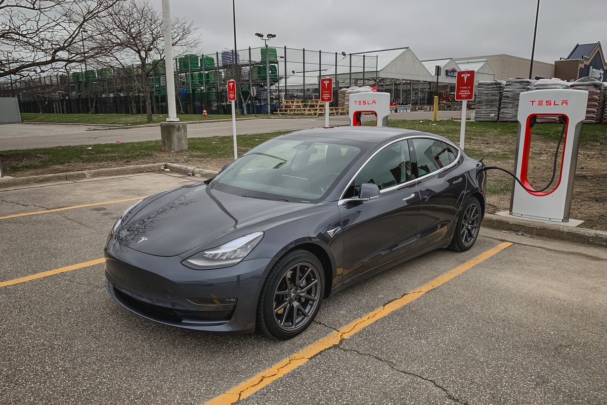 Tesla 250-kW Supercharger Saved 2 Minutes vs. Charger