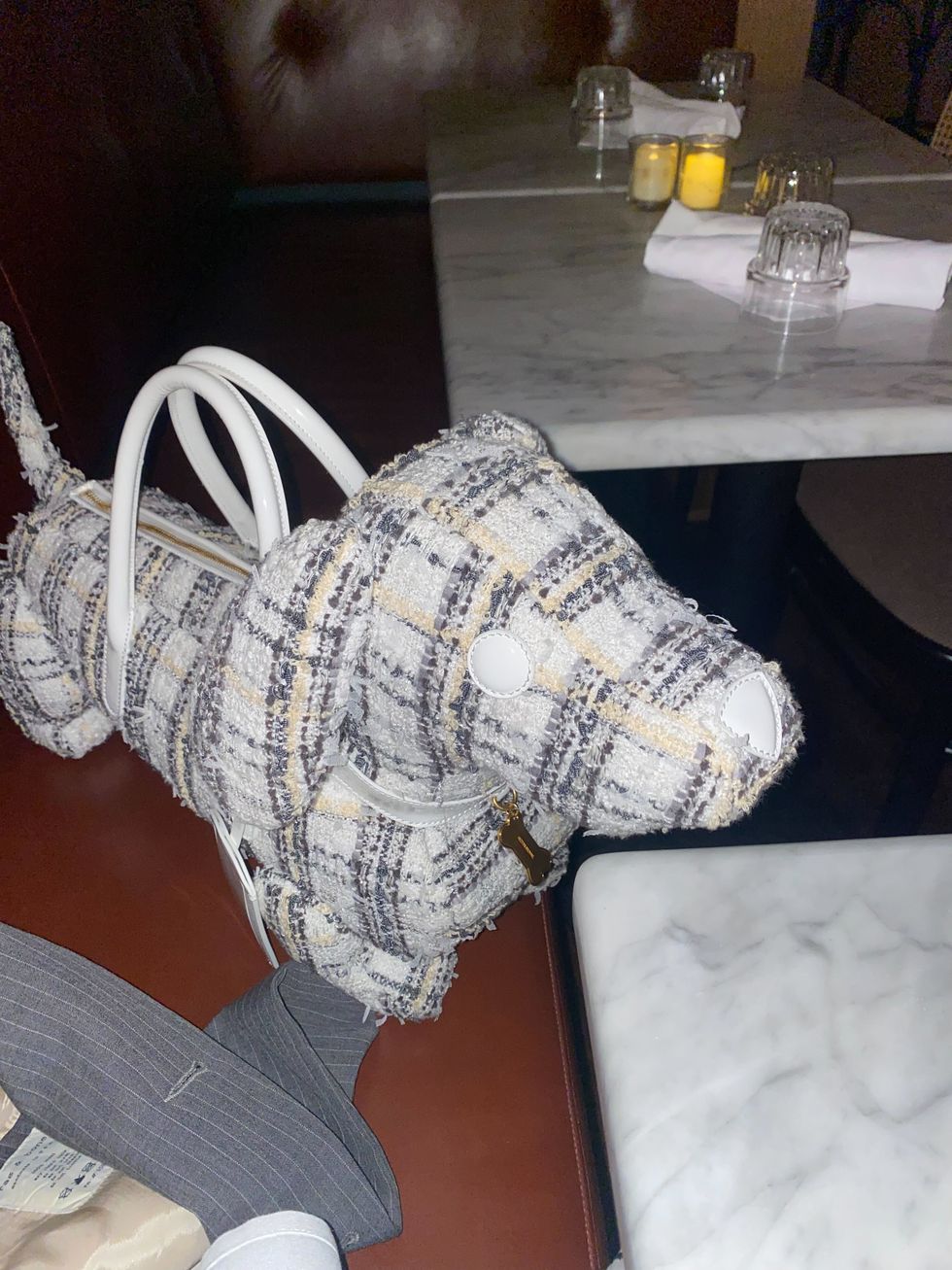 Dog-Shaped Bag Worth $35,000 – eXtravaganzi