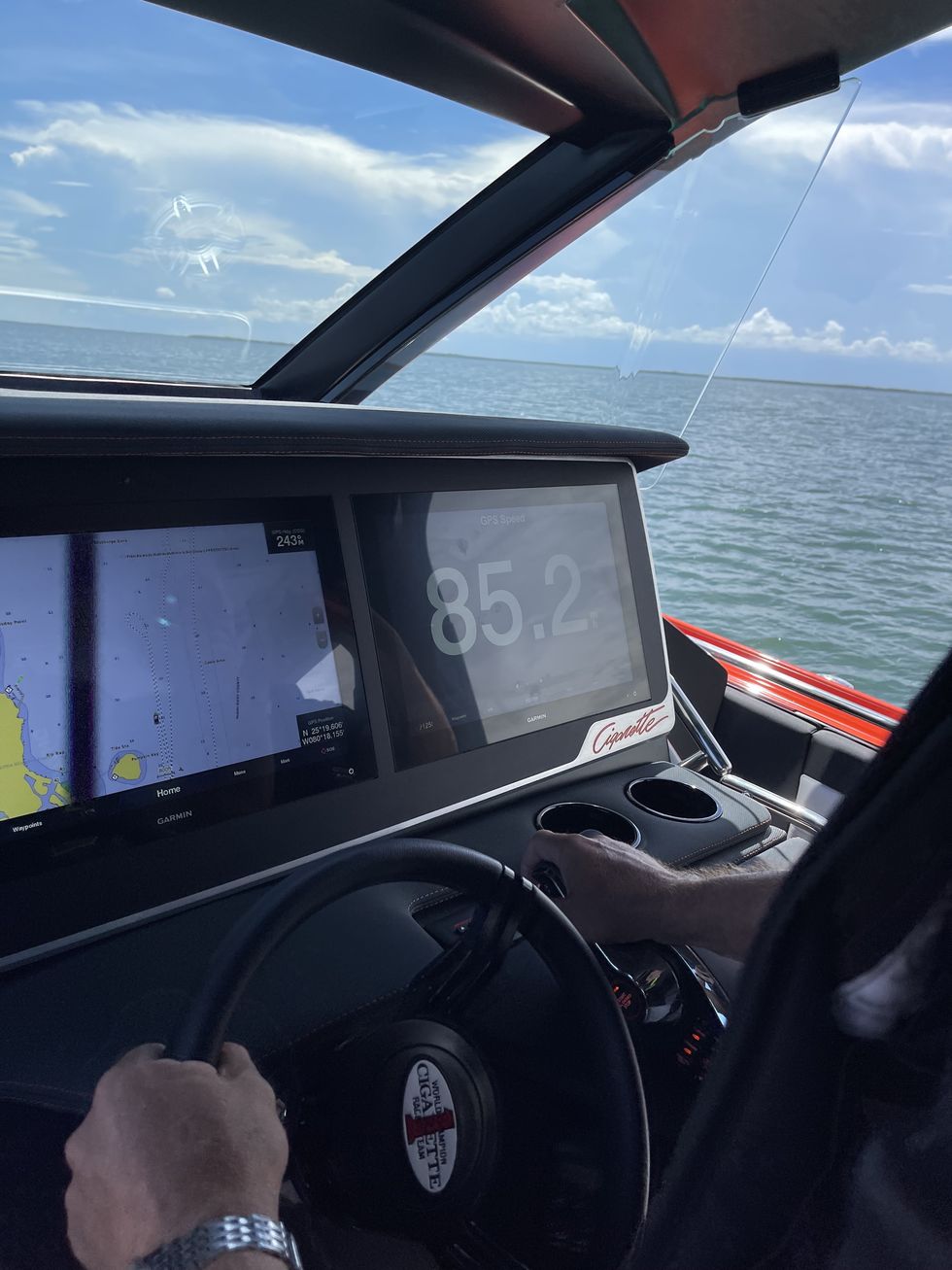 gps screen showing a boat going 852 mph