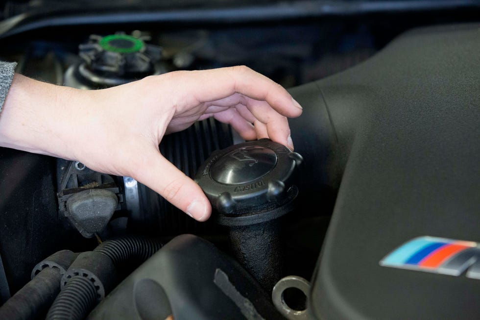 How to Change Your Car’s Oil - Step-by-Step Guide