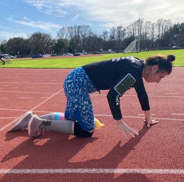 summer willis crawling on track summer willis crawling on track