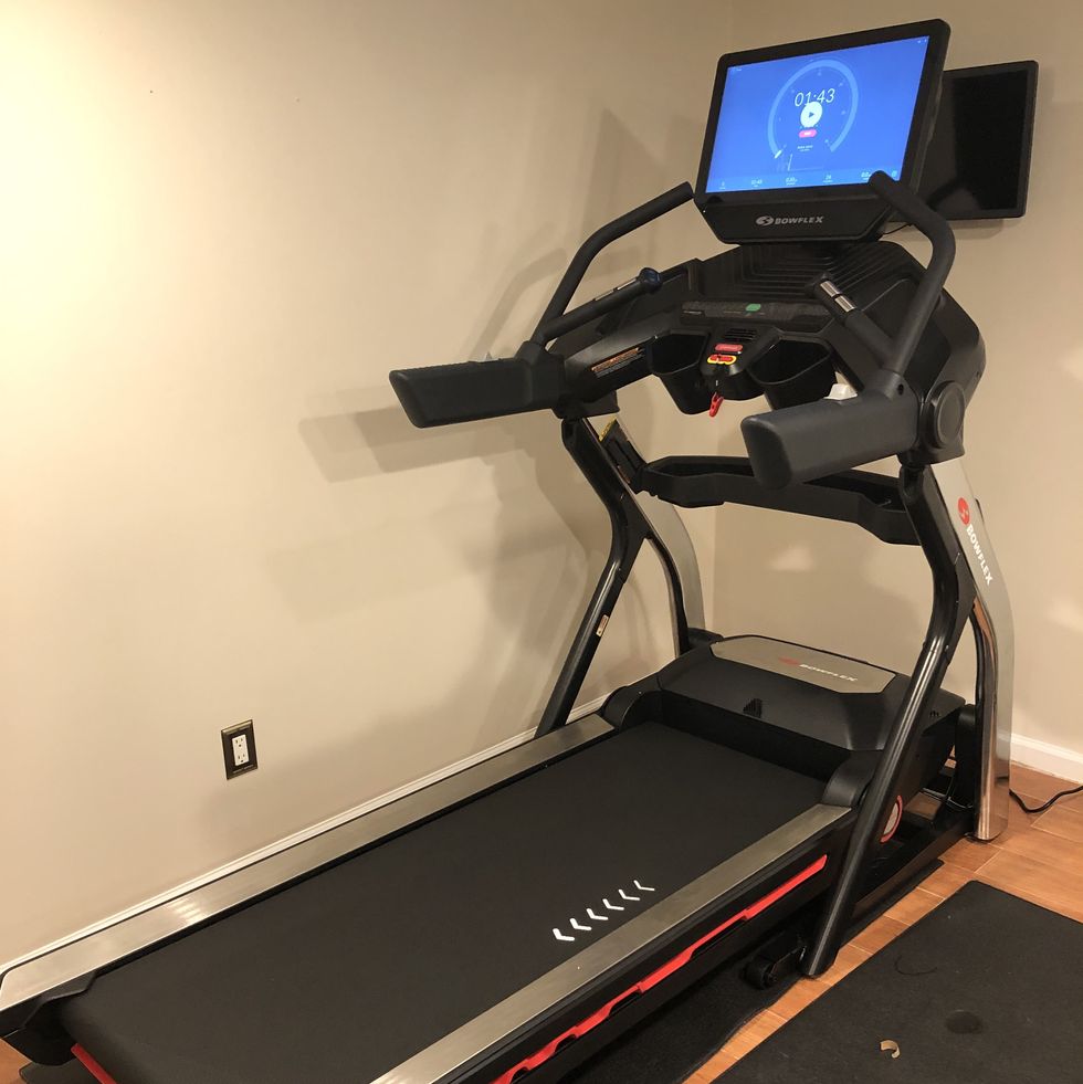 sassos accepting delivery of bowflex treadmill for testing