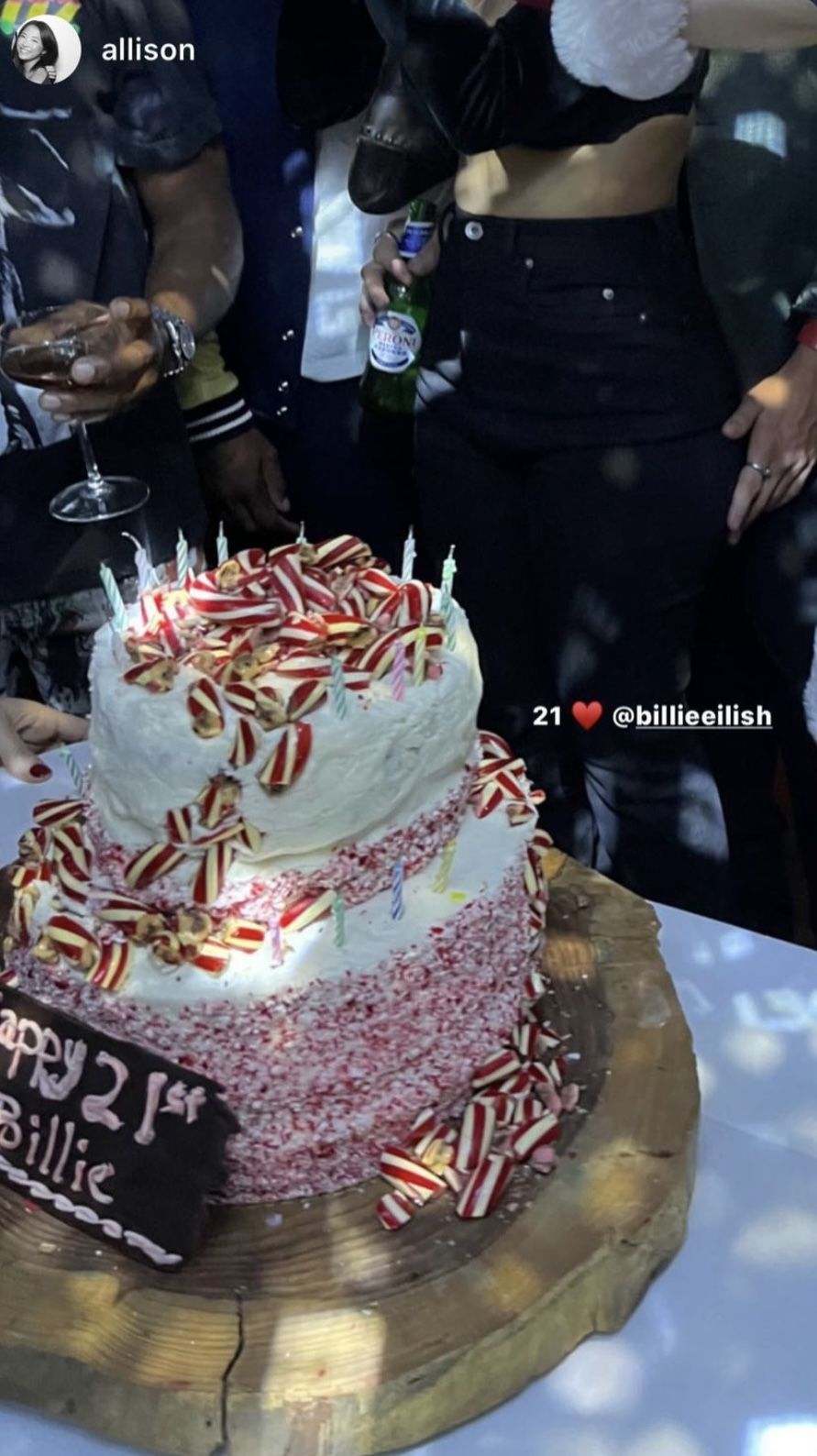 billie eilish's 21st birthday cake