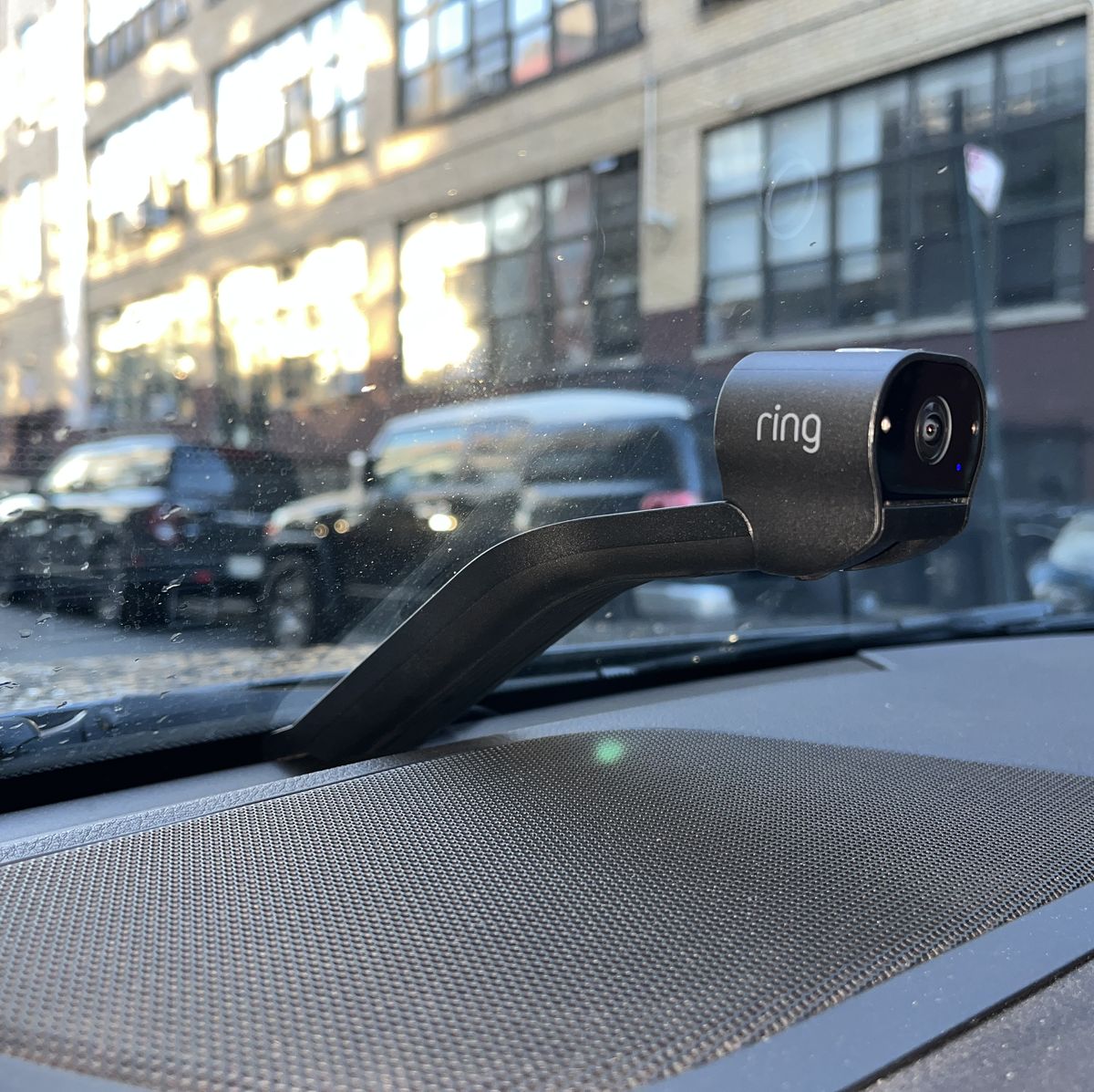 Ring Car Cam Dash Cam Review - Aa Lifesaver for the Anxious Car