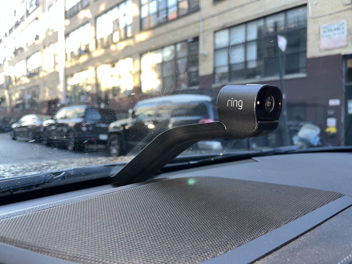 Ring Car Cam Dash Cam Review - Aa Lifesaver for the Anxious Car Owner