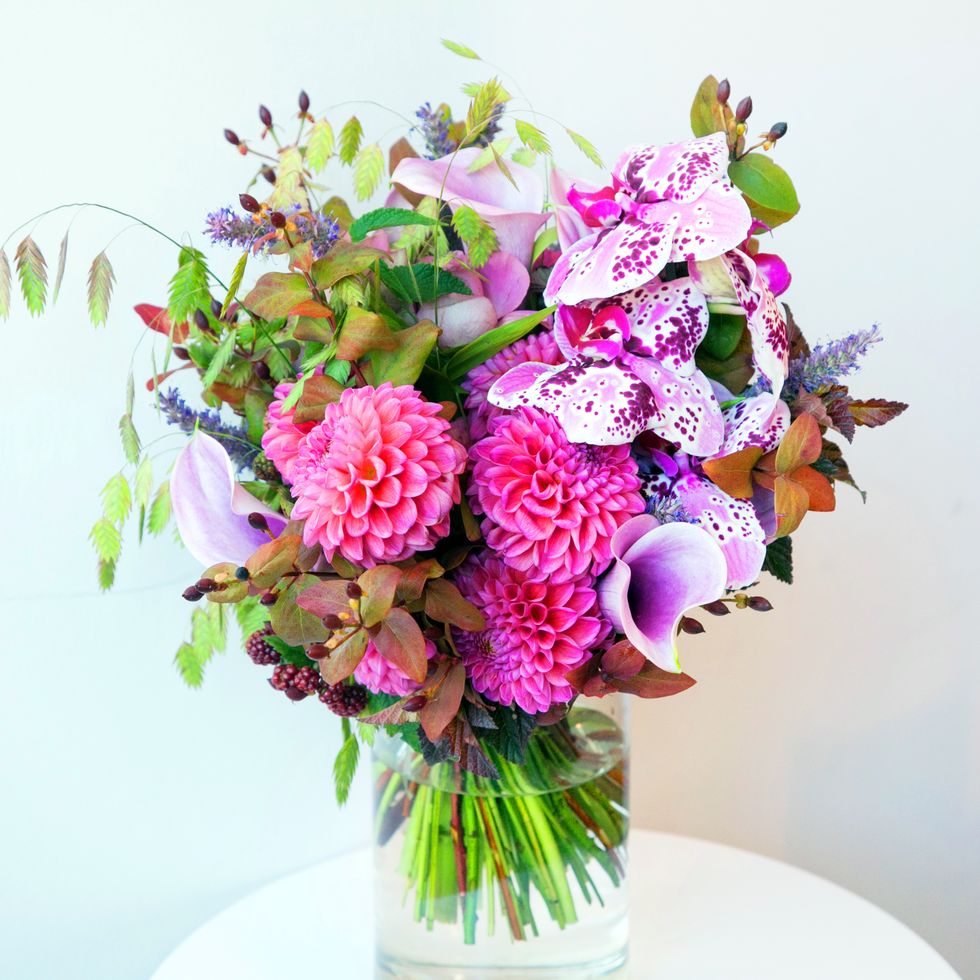 Flower, Bouquet, Floristry, Flower Arranging, Cut flowers, Plant, Floral design, Flowerpot, Pink, Flowering plant, 