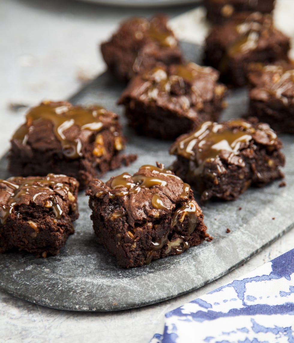 Dish, Food, Cuisine, Ingredient, Chocolate brownie, Dessert, Chocolate, Baked goods, Produce, Fudge, 