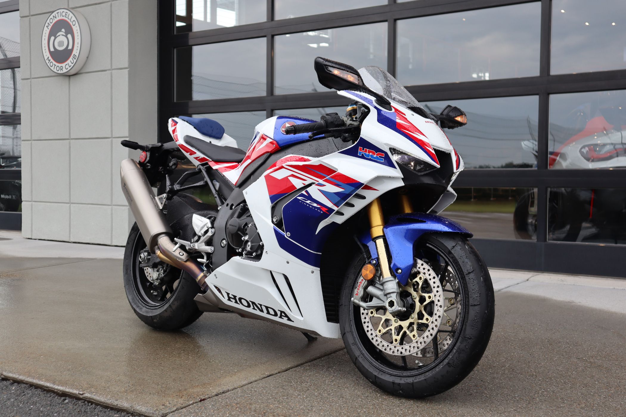 Honda on sale fireblade naked