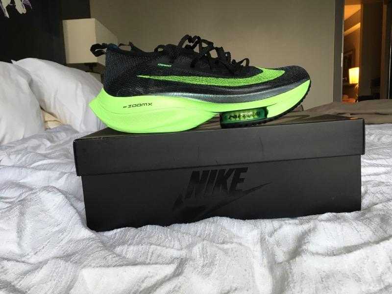 Footwear, Shoe, Black, Green, Nike free, Sneakers, Skate shoe, Walking shoe, Athletic shoe, Outdoor shoe, 