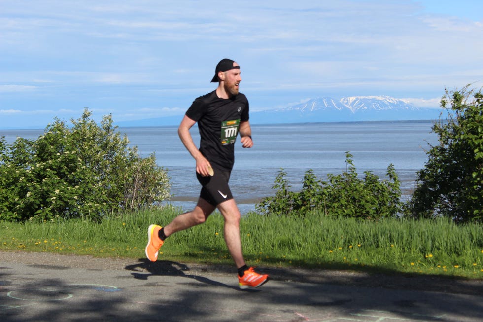 mayors midnight sun half marathon