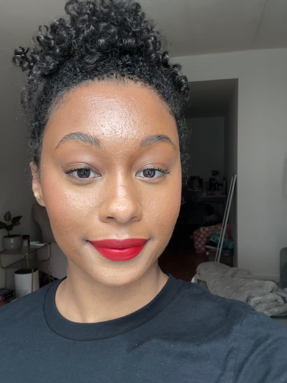 staff writer cameron jenkins wearing ﻿infinity lip cream longwear matte lip color in shade matte gesha