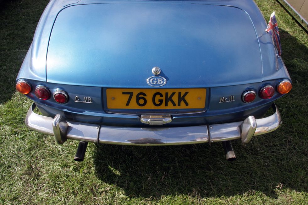 Land vehicle, Car, Vehicle, Classic car, Sedan, Vehicle registration plate, Coupé, Tatra 603, Antique car, Bristol 403, 