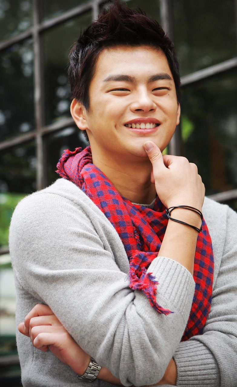 ソ・イングク直筆サイン入り2Lサイズ写真…王の顔…Seo in-guk…8 Amazon.co.jp: ソイングク直筆サイン入り2Lサイズ写真…王の顔